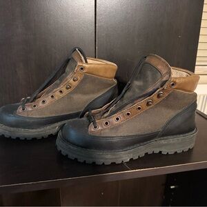 Women's Danner Light Hiking Boots